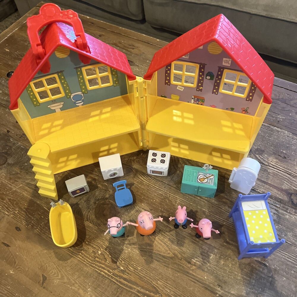Peppa Pig Family House Playset Dollhouse Furniture Daddy Mummy George Figures